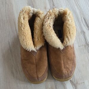 Club Room Tan Suede Slippers with Plush Lining